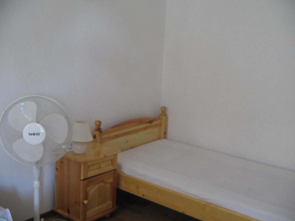 Guest House Sokratovi Obzor Quarto foto